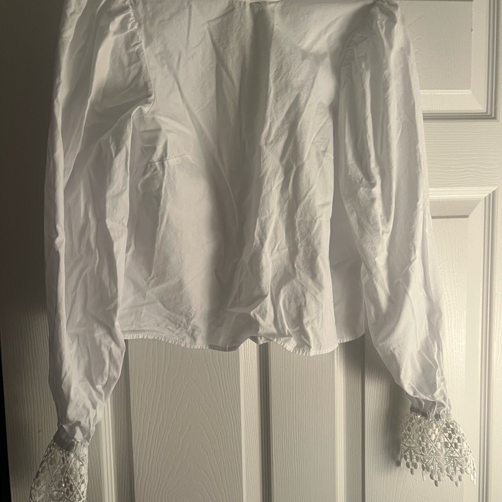 H&M White Blouse with Lace neck and cuffs